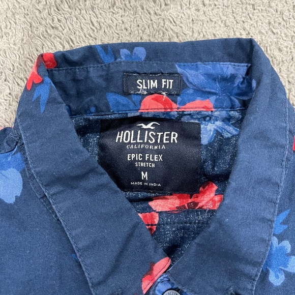 Hollister button up - Picture 2 of 3